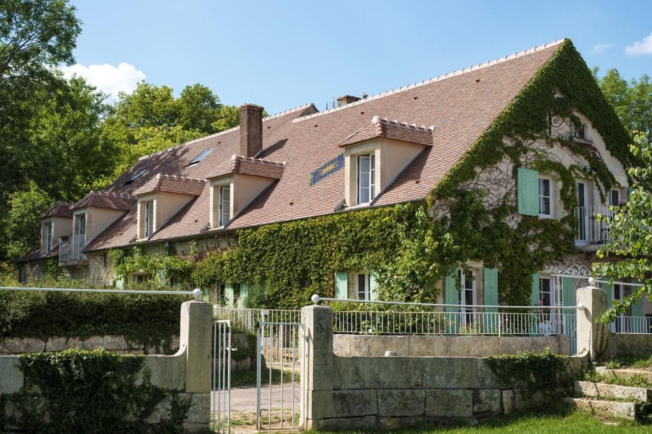 Bed and Breakfast Le Domaine Des Carriers Chevroches Exterior foto