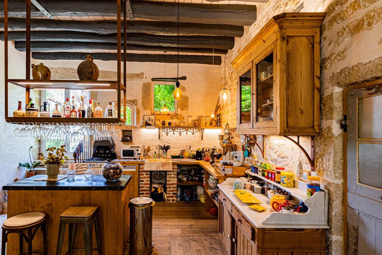 Bed and Breakfast Le Domaine Des Carriers Chevroches Exterior foto
