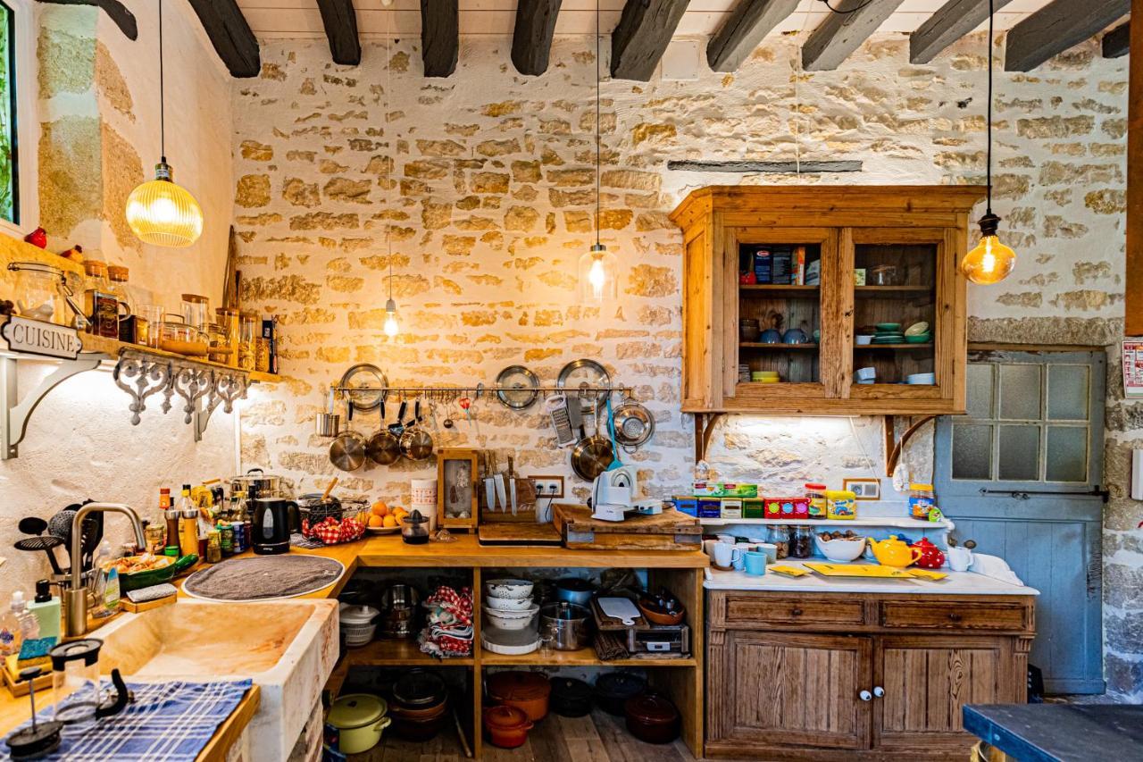 Bed and Breakfast Le Domaine Des Carriers Chevroches Exterior foto