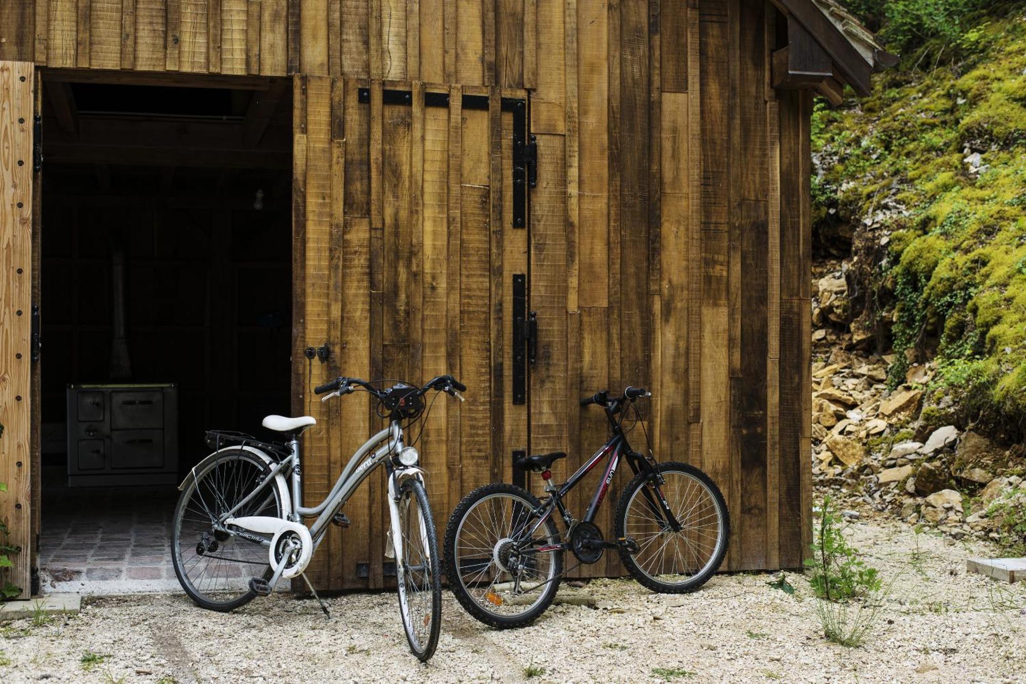 Bed and Breakfast Le Domaine Des Carriers Chevroches Exterior foto